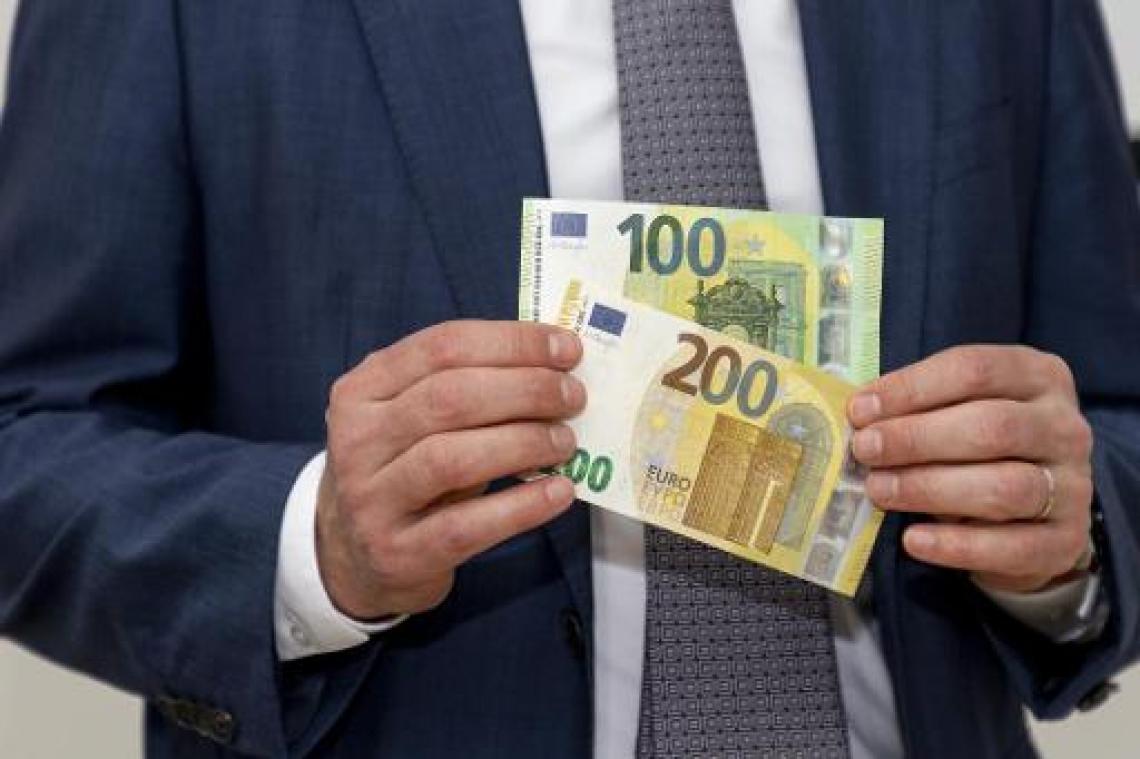 Nationale Bank van België stelt nieuwe biljetten 100 en 200 euro voor