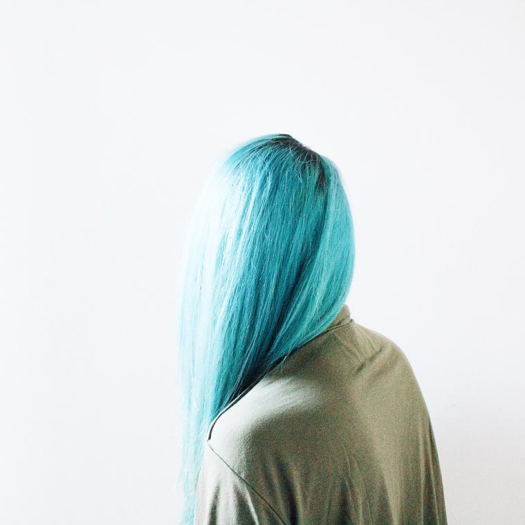 Tijdens deze periode kleur je je haar beter niet