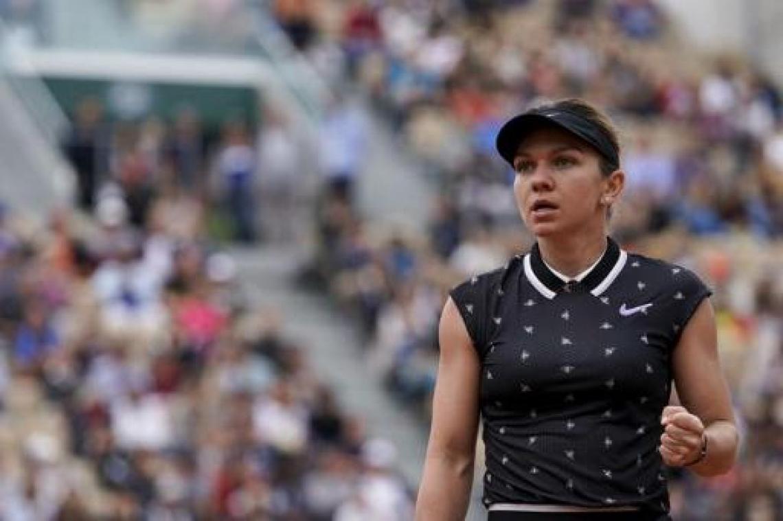 Simona Halep stoot door naar achtste finales