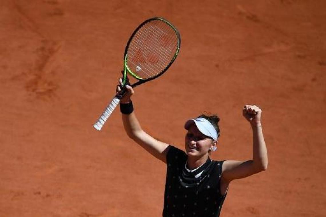 Vondrousova kegelt Mertens-killer Sevastova uit het toernooi