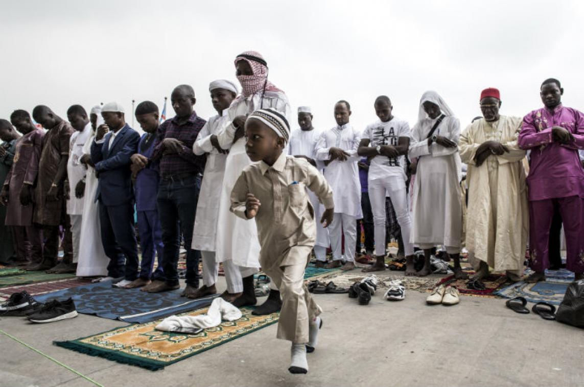 IN BEELD. Zo viert de wereld het Suikerfeest