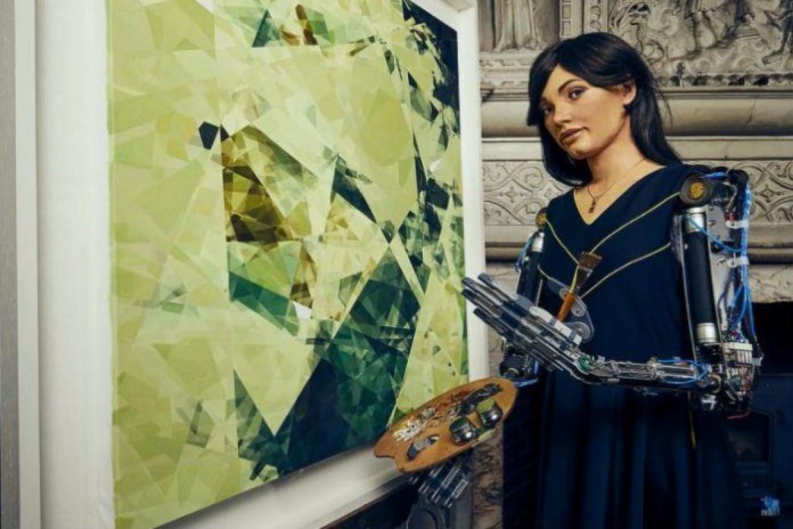 Dit is Ai-Da, de eerste menselijke robotkunstenares