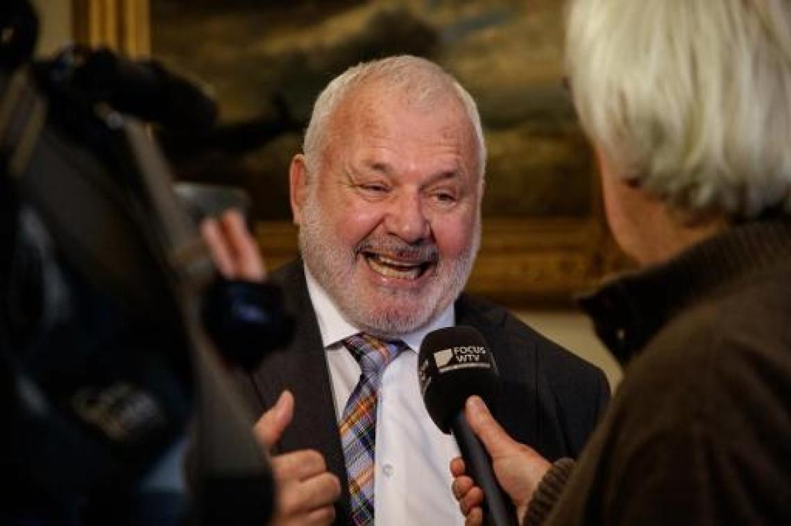 Dedecker zal niet in N-VA-fractie zetelen