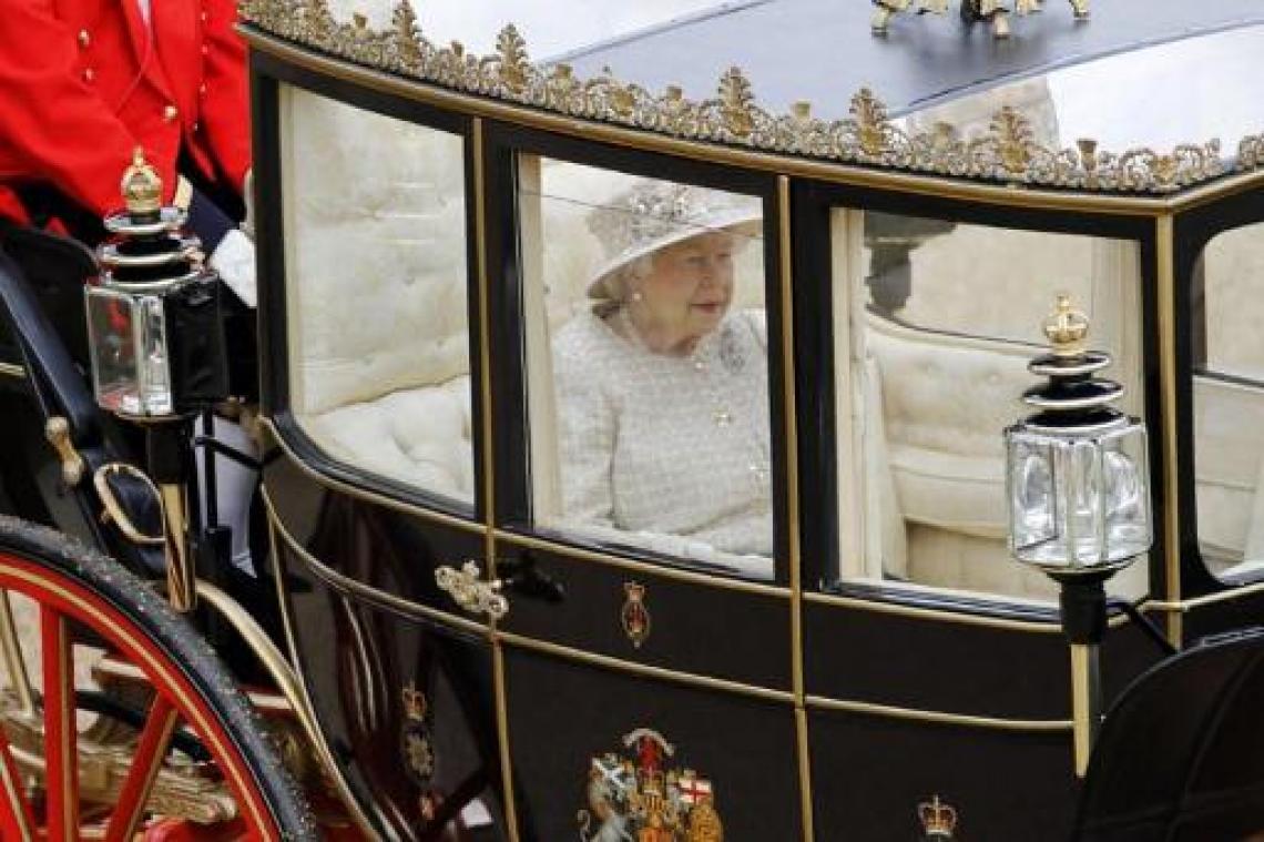 Britse Queen viert 93ste verjaardag met militaire parade