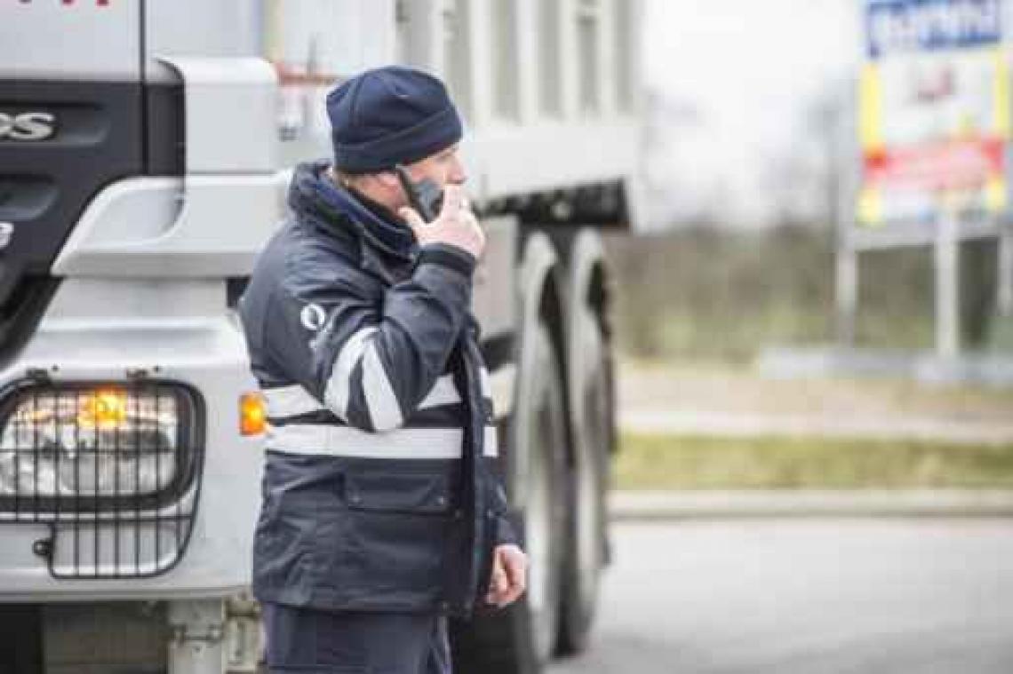 Politie kreeg bevel om vrachtwagenblokkades te ontruimen