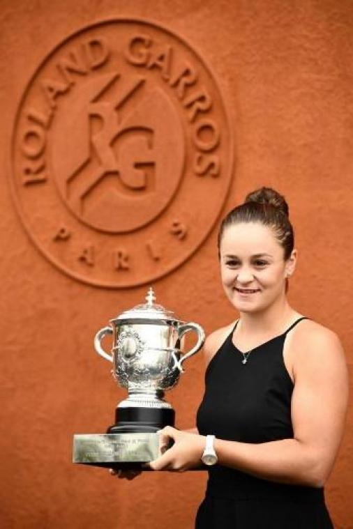 Ashleigh Barty klimt na triomf in Parijs naar tweede plaats op WTA-ranking