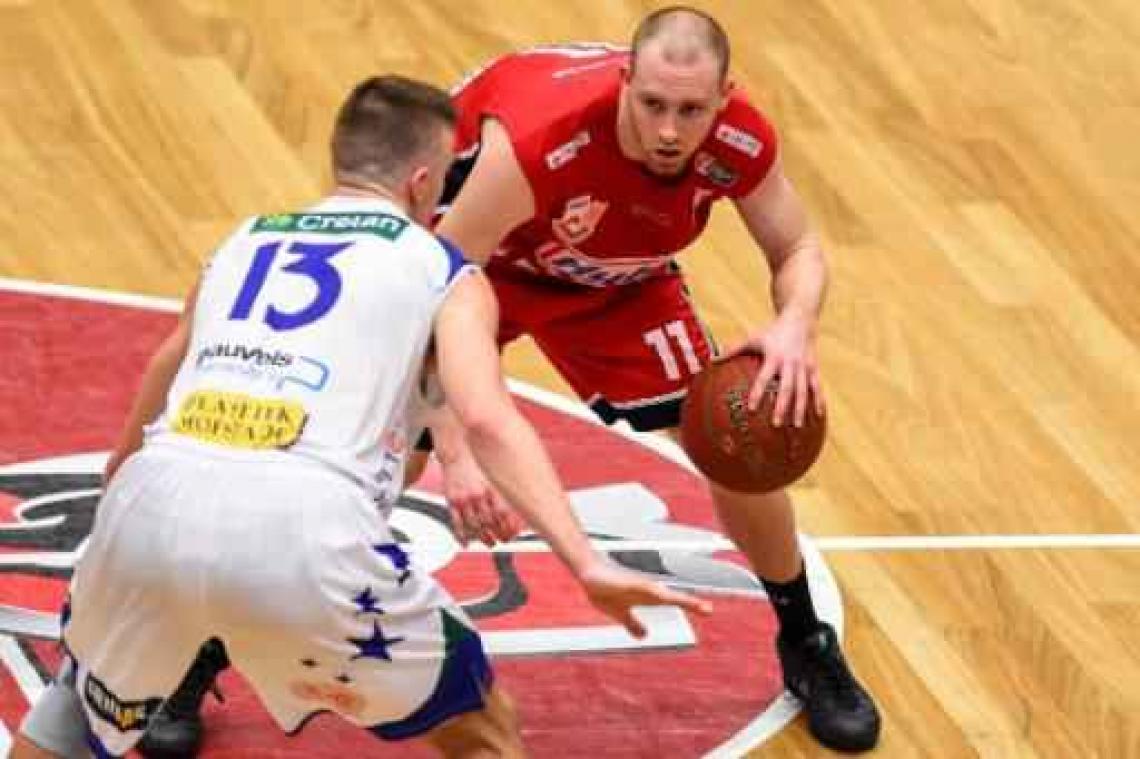 Scooore League - Aalstar klopt Limburg United en rukt op naar tweede plaats