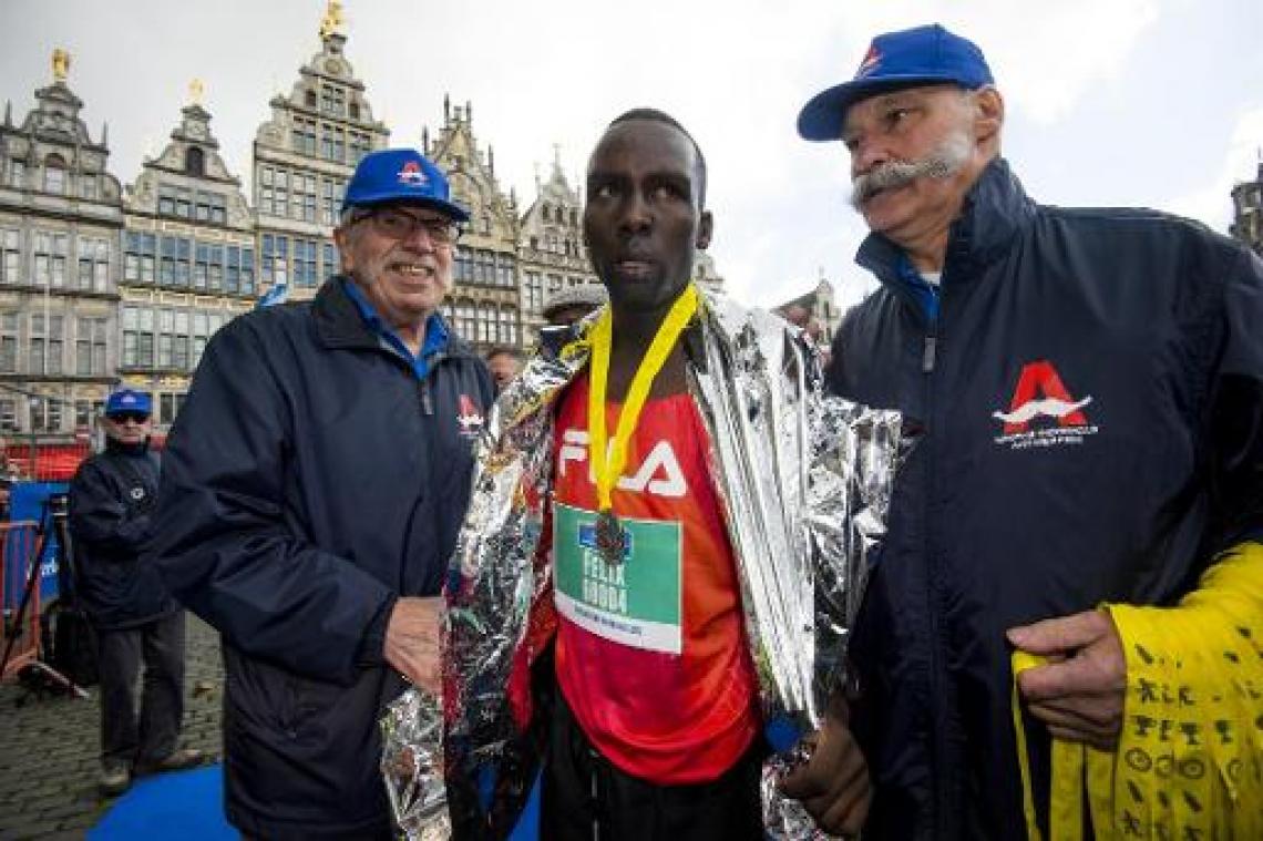 Keniaanse marathonloper Felix Kirwa krijgt net als zijn zus dopingschorsing