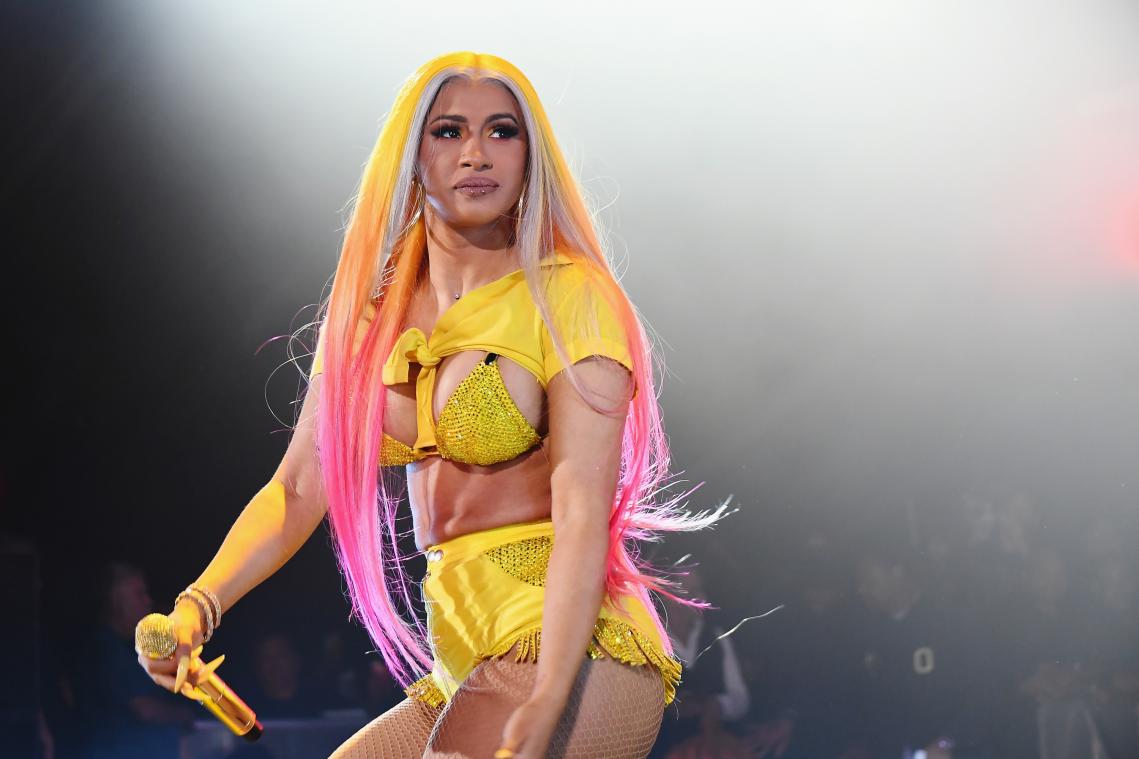 Cardi B heeft genoeg van plastische chirurgie: "Bitch, nooit meer"