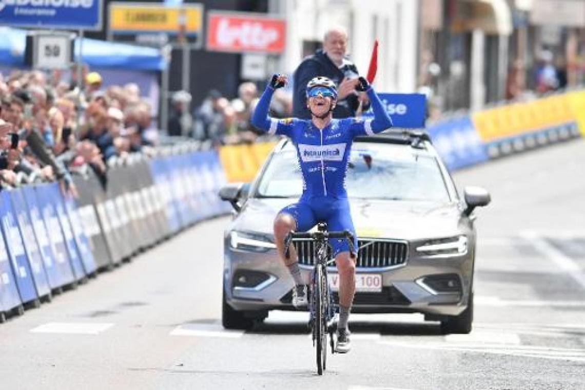 Evenepoel pakt eerste profzege in Zottegem