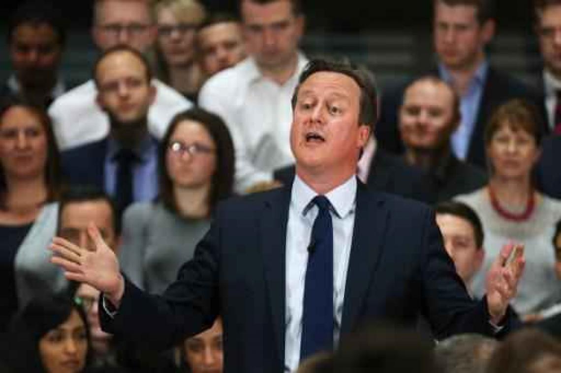 Cameron hoopt dat resultaat in Nederland geen invloed heeft op Brits referendum