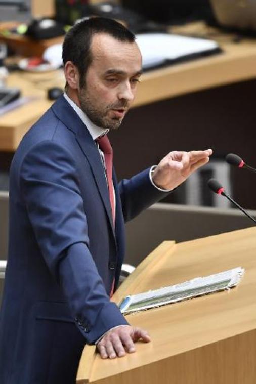 Tobback niet opnieuw kandidaat-partijvoorzitter voor sp.a