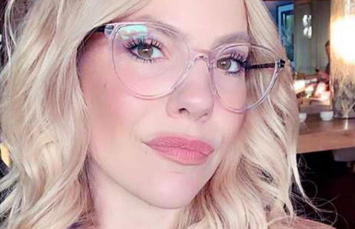 Eline De Munck fopt haar volgers met schijnbaar topless outfit