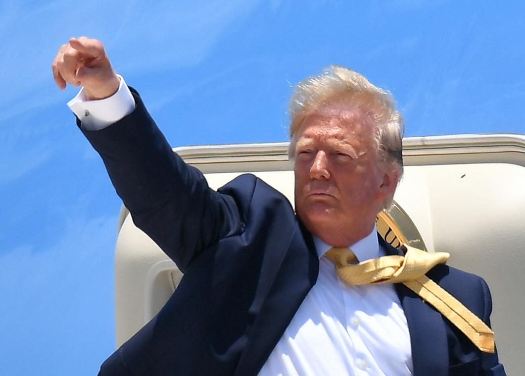 Trump ziet op laatste nippertje af van luchtaanvallen op Iran