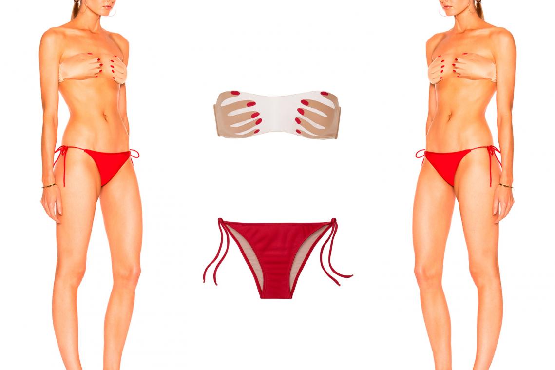Bizar. Door deze peperdure bikini lijkt het alsof iemand aan je borsten zit
