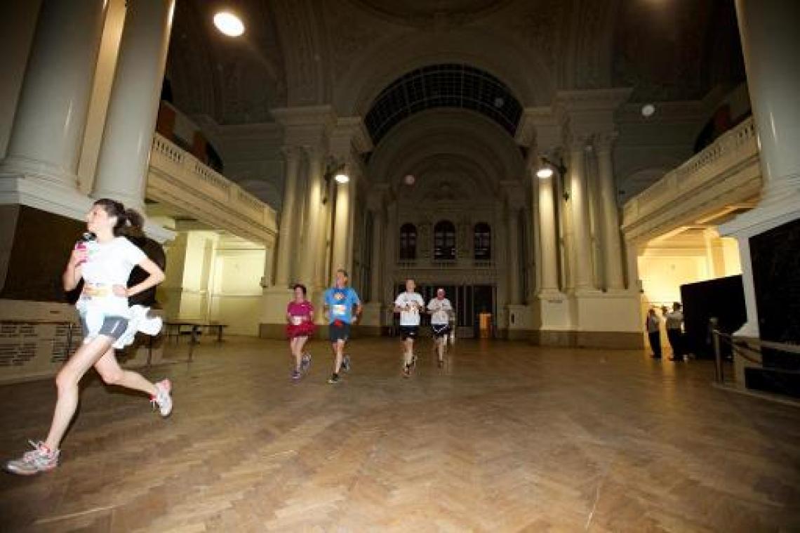 Ruim 3.000 mensen nemen deel aan Urban Trail Brussels