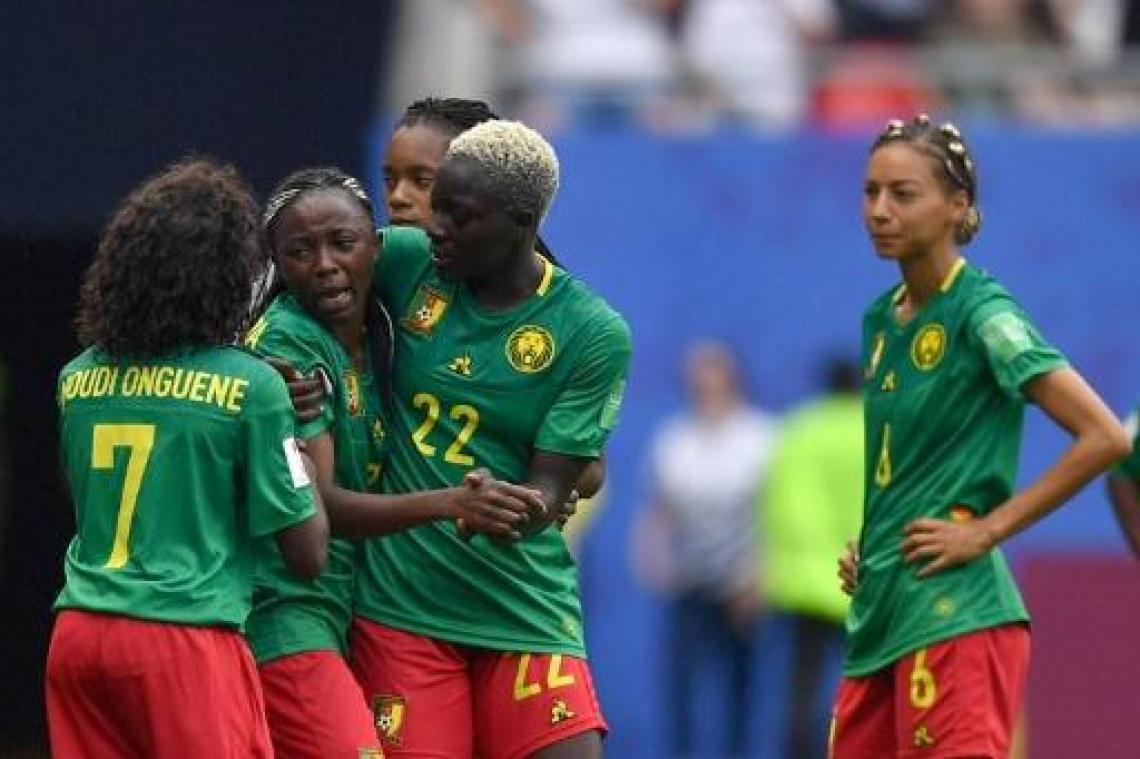 WK vrouwenvoetbal - Engeland via verhit Kameroen naar laatste acht