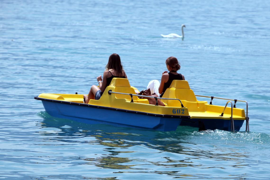 Toerist komt om het leven na val van pedalo in Spanje
