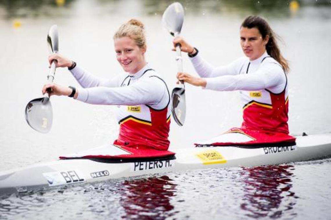 Hermien Peters en Lize Broekx stranden op zevende plaats in finale K2 500 meter