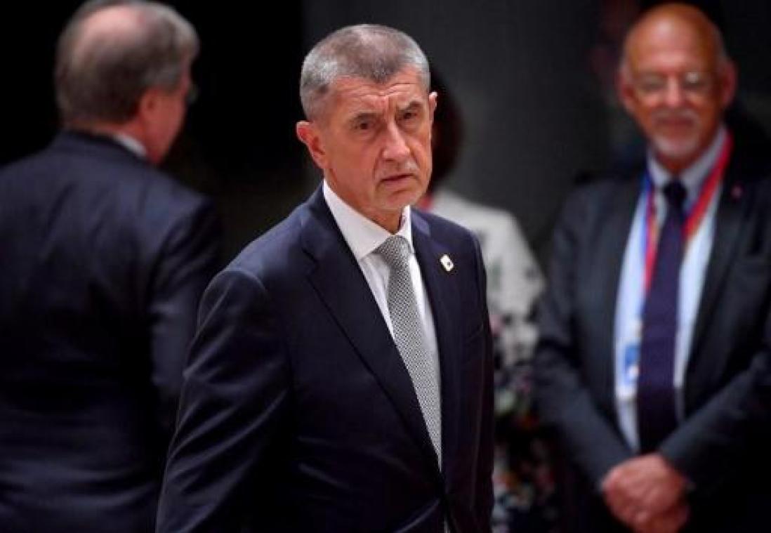 Controversiële Tsjechische premier Babis overleeft motie van wantrouwen