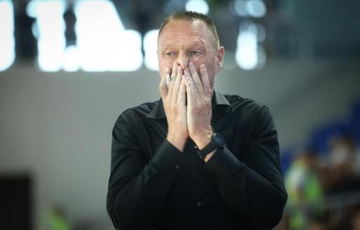 EK basket (v) - Bondscoach Mestdagh na nederlaag tegen Wit-Rusland: "Misten intensiteit bij verdedigen"