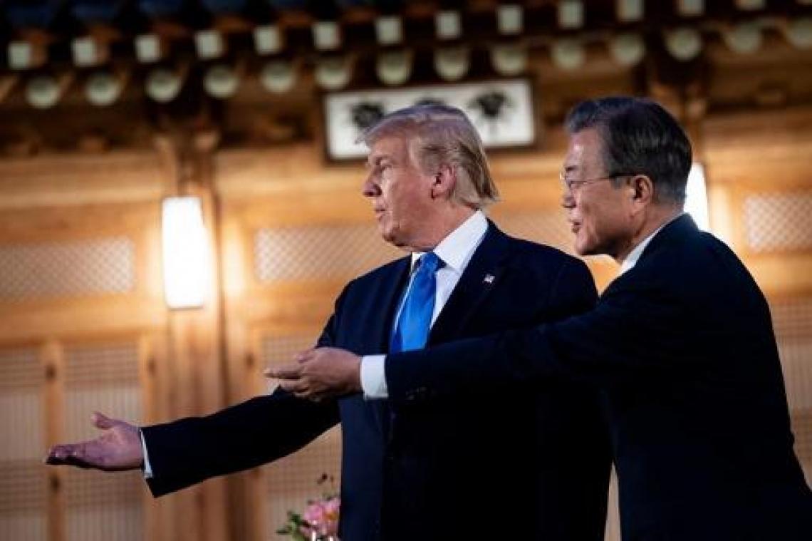 Trump na G20-top in Zuid-Korea aangekomen