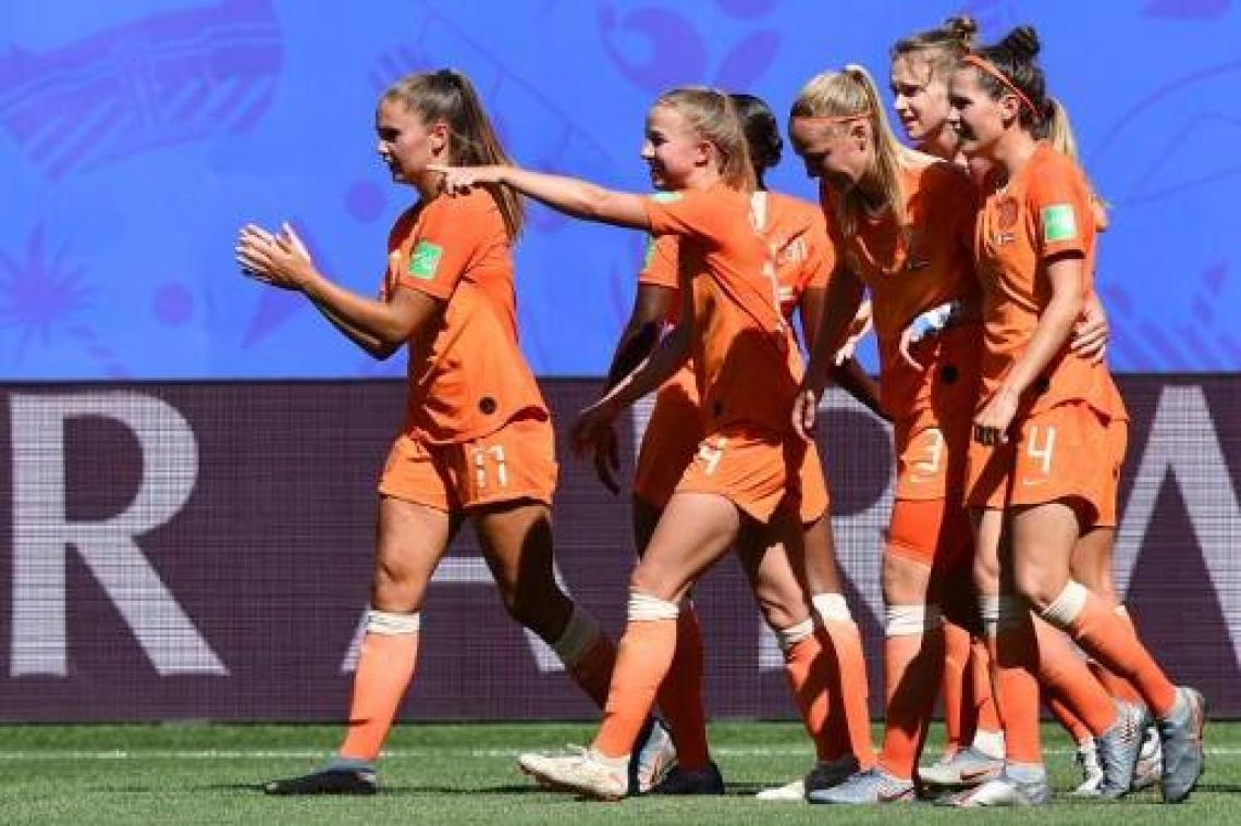 Nederlandse vrouwen claimen ticket voor halve finales WK en Olympische Spelen