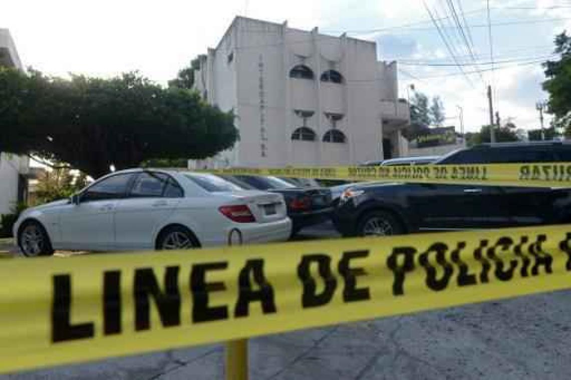 PanamaPapers - Inval bij Mossack Fonseca in El Salvador