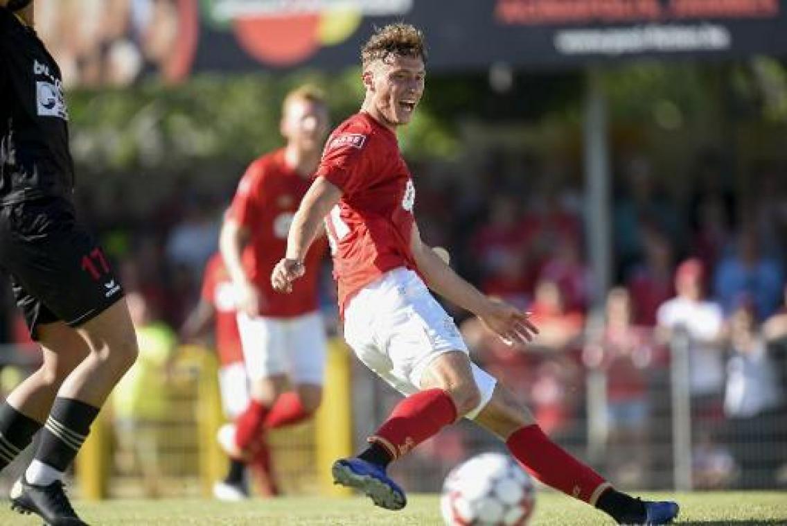 Jupiler Pro League - Standard en Club Brugge winnen vlot bij amateurclubs