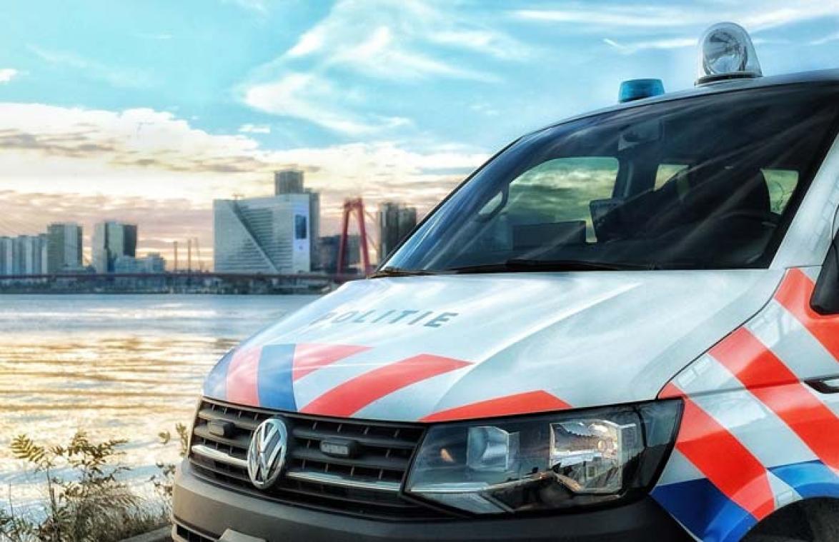 Nederlandse politie biedt excuses aan na misplaatste soa-tweet