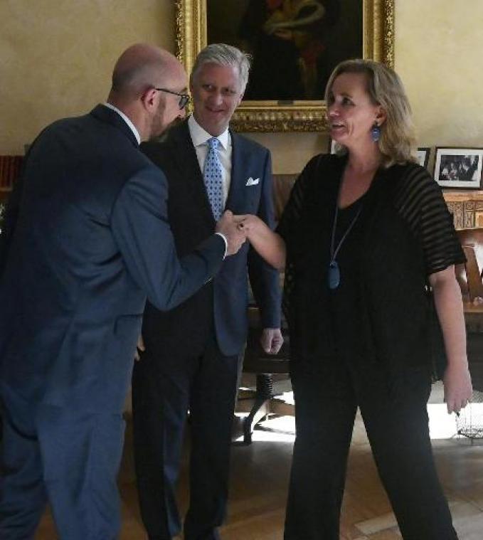 Liesbeth Homans legt eed af als eerste vrouwelijke minister-president van Vlaanderen
