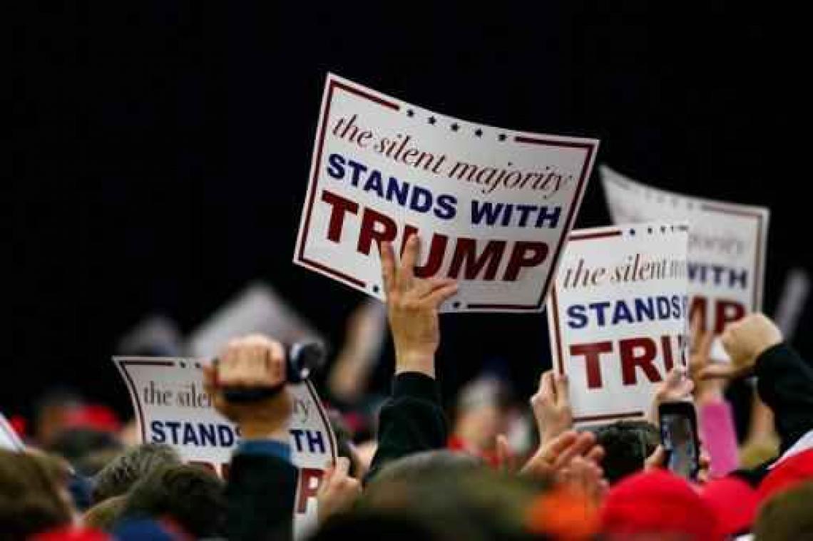 Omstreden naaktschilderij van Trump tentoongesteld in Londen