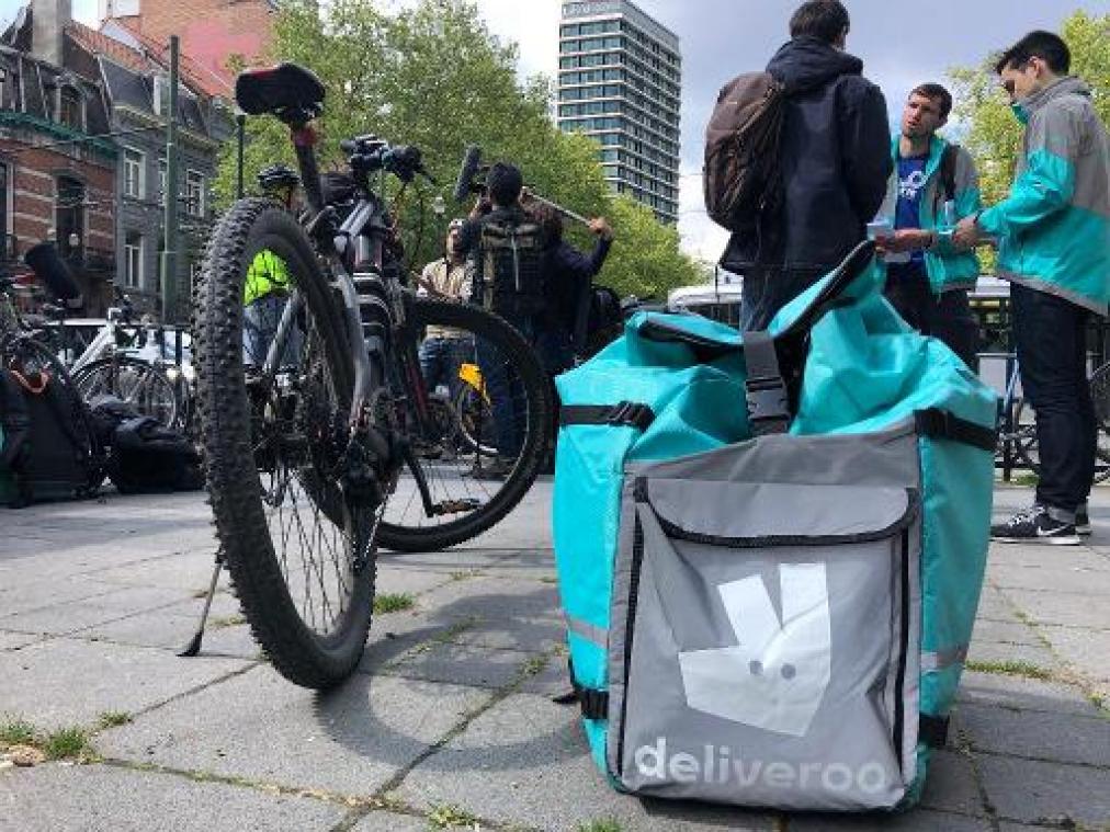 Fiscus geeft maaltijdkoeriers uitstel