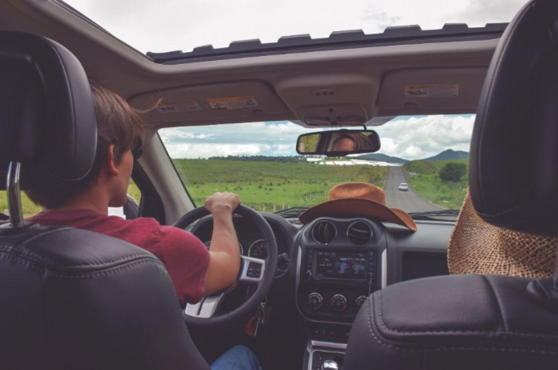 Op vakantie met de auto? Dit zijn de regels op de buitenlandse wegen