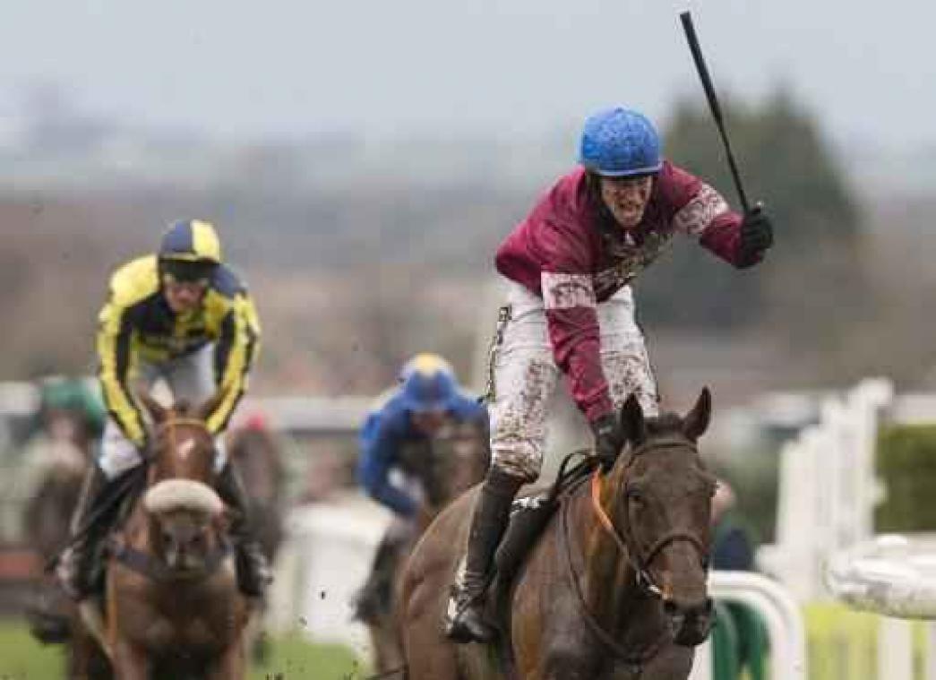 Rule the World wint 169e Grand National