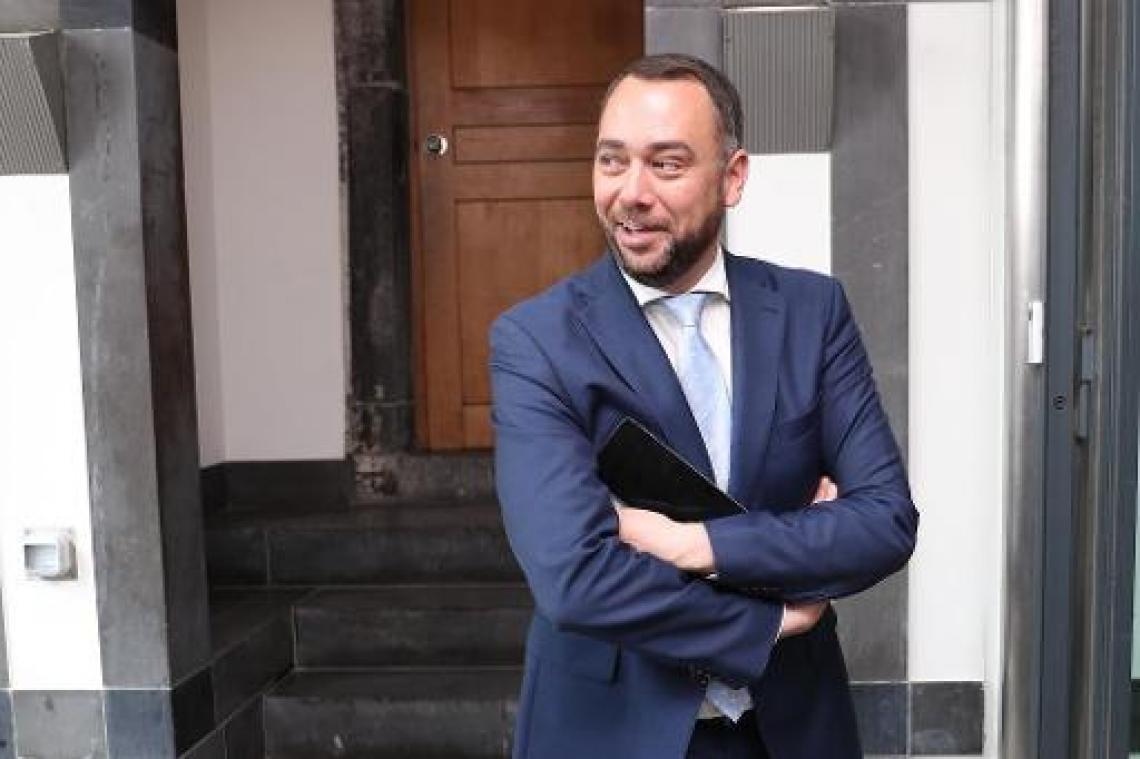 CdH houdt de lippen nog even stijf op elkaar