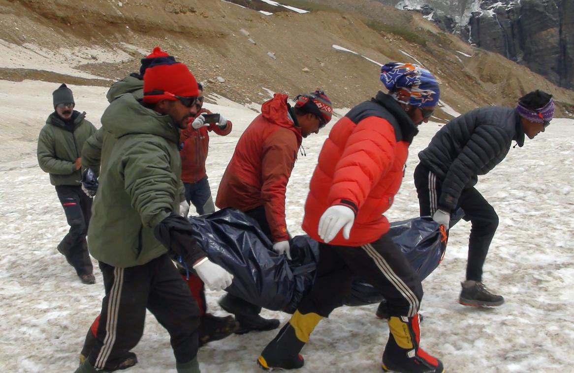 VIDEO. Dit zijn de laatste beelden van de verongelukte alpinisten in Himalayagebergte