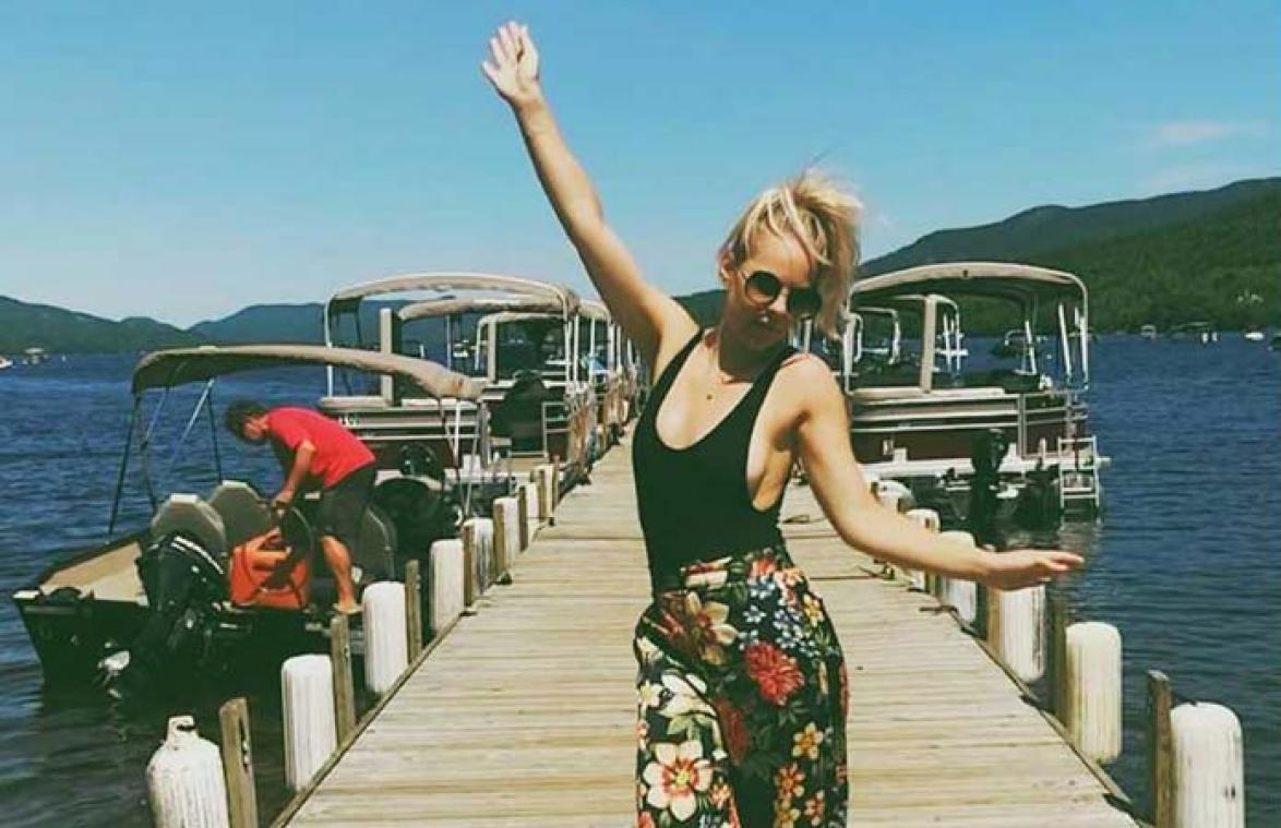 Eline De Munck deelt sexy reisfoto's: "Dankbaar dat ik op vakantie kán gaan"