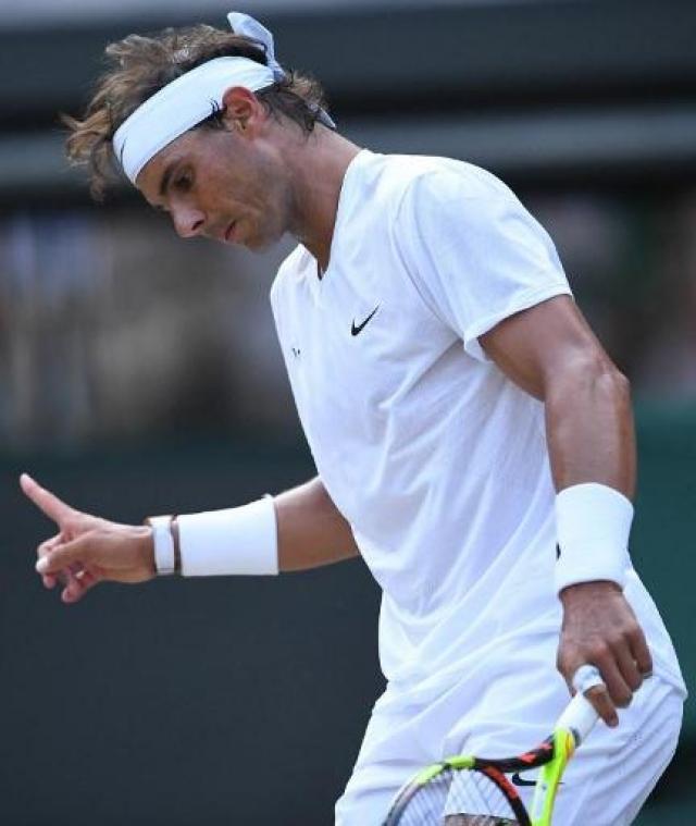 Nadal plaatst zich voor halve finale Wimbledon en komt daar Federer tegen