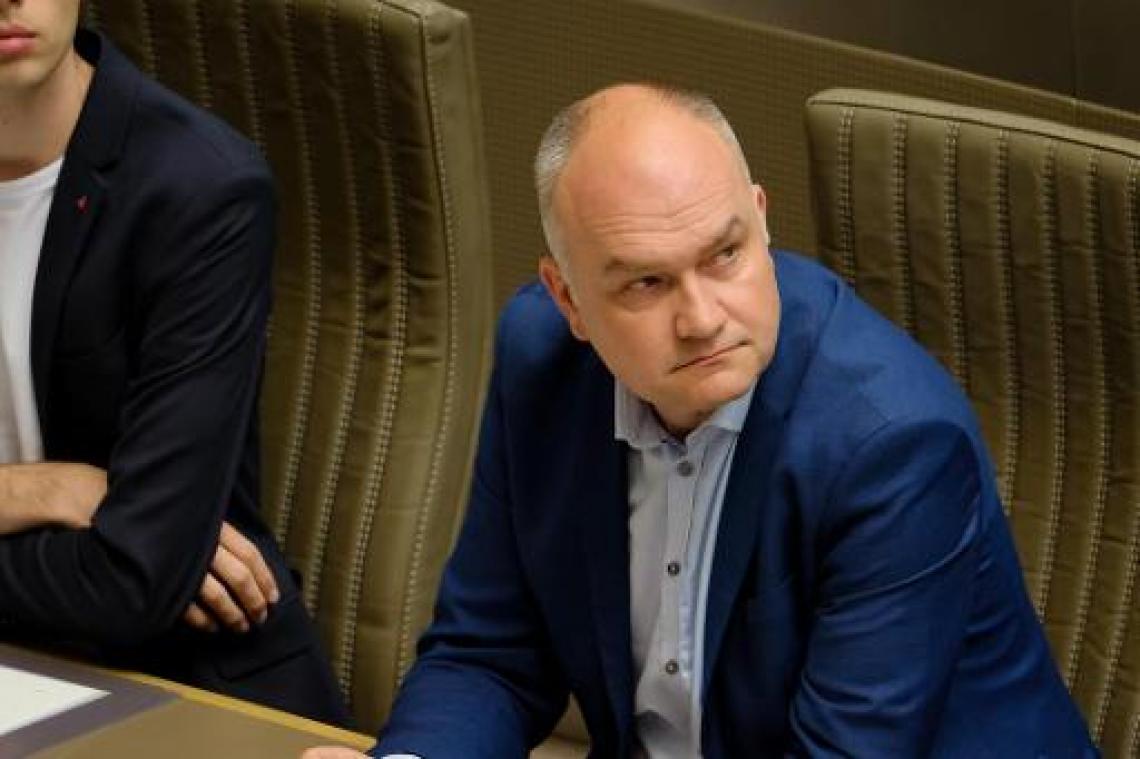 "Als het klopt, wordt positie Van Dijck onhoudbaar"