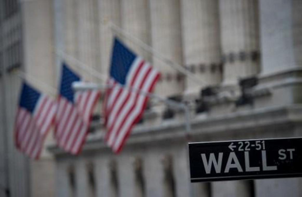 Dow-Jonesindex eindigt voor het eerst op meer dan 27.000 punten