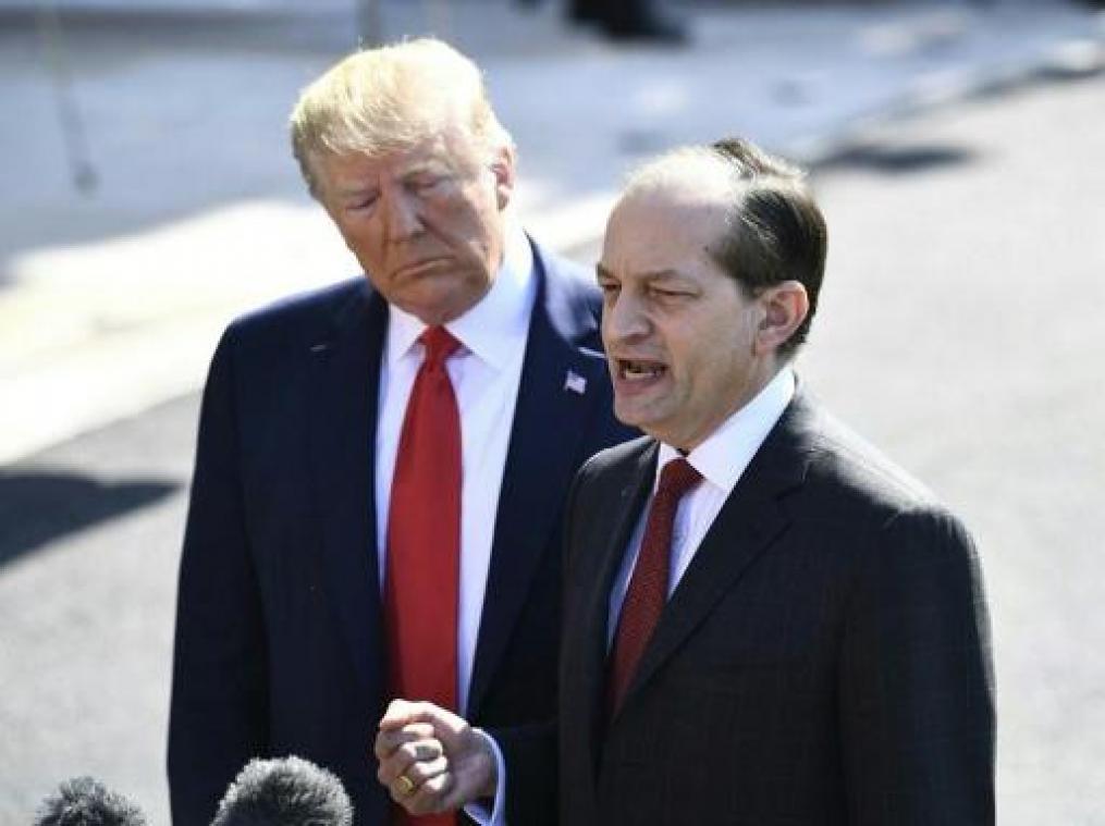 Amerikaanse minister van Werk Acosta stapt op