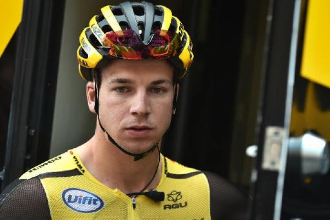 Dylan Groenewegen sprint naar zege in zevende rit