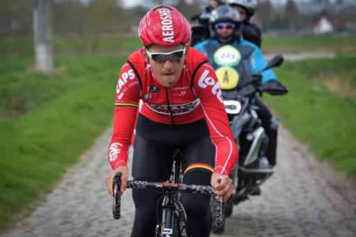Parijs-Roubaix - Tiesj Benoot rijdt wedstrijd probleemloos uit