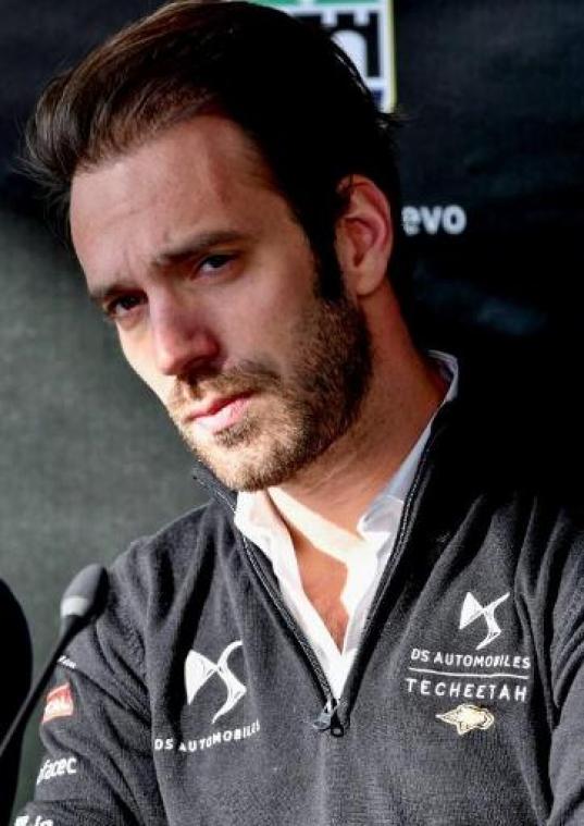 Formule E - Titelstrijd nog niet beslist na incidentrijke eerste race in New York