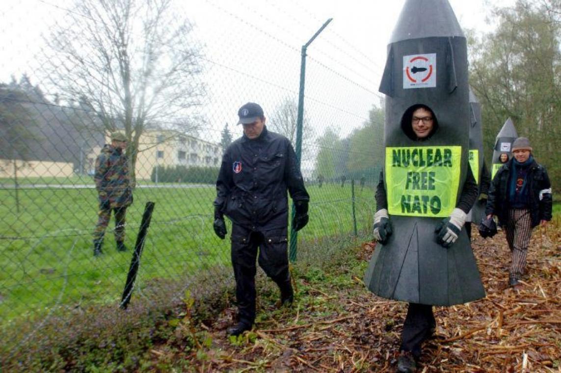 NAVO geeft toe: "Kernbommen in Limburg"