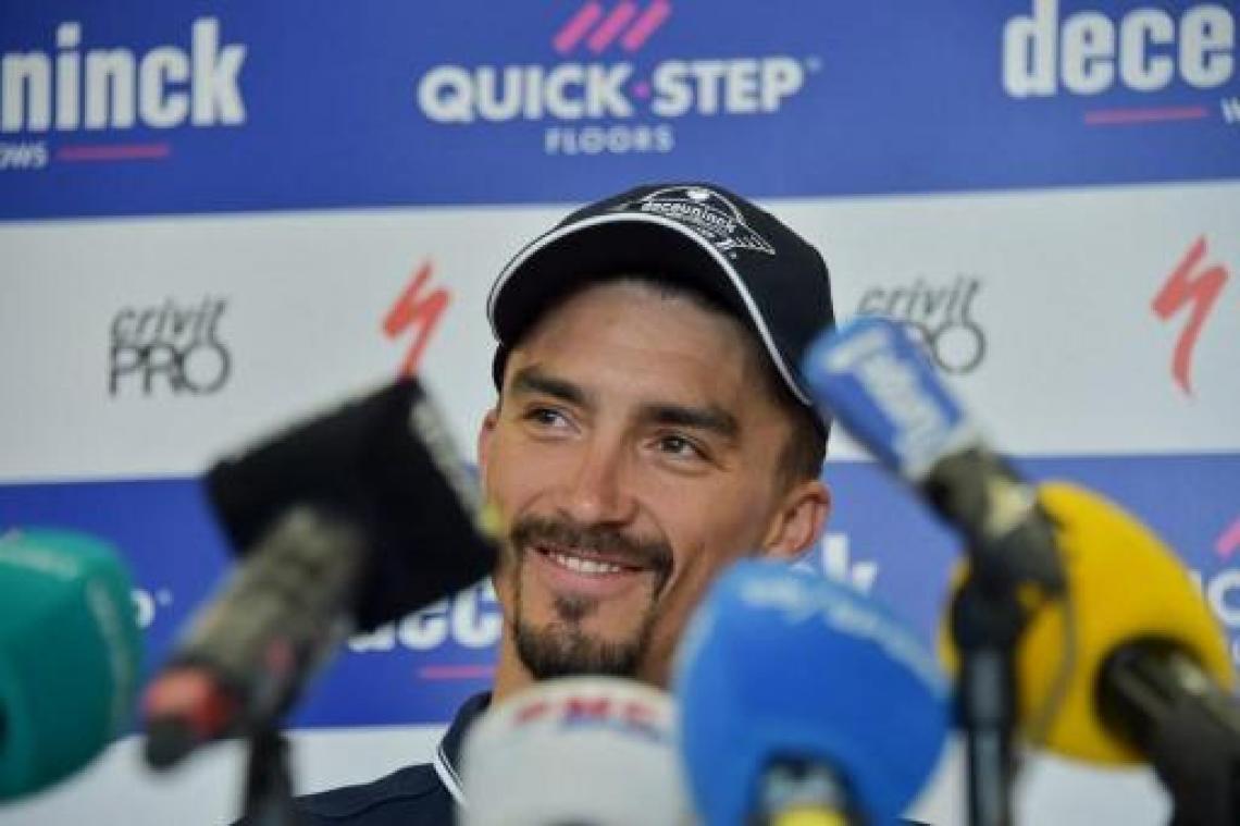 Gele trui Alaphilippe geniet van rustdag: "Alles wat nu nog volgt is bonus"