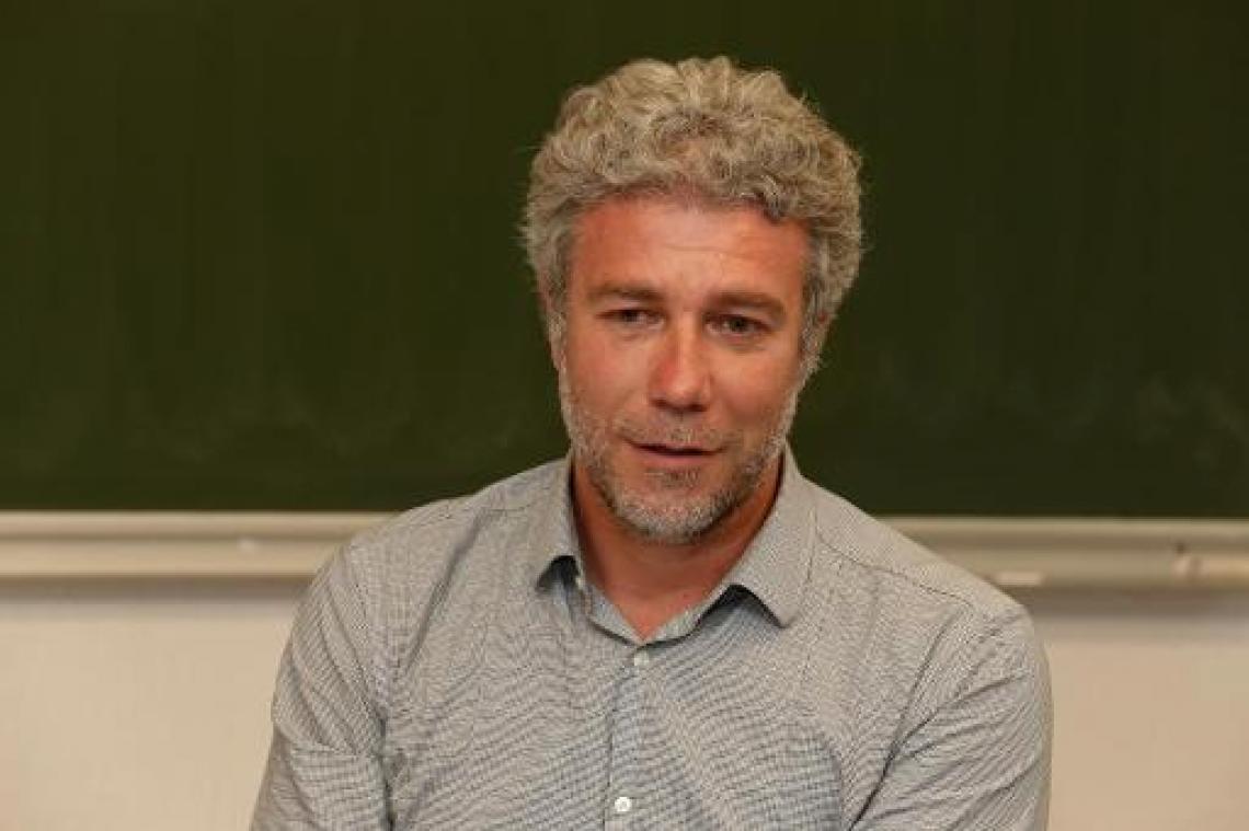 Brussels regeerakkoord - Alain Maron staat als kritisch parlementslid zelf aan het roer als minister