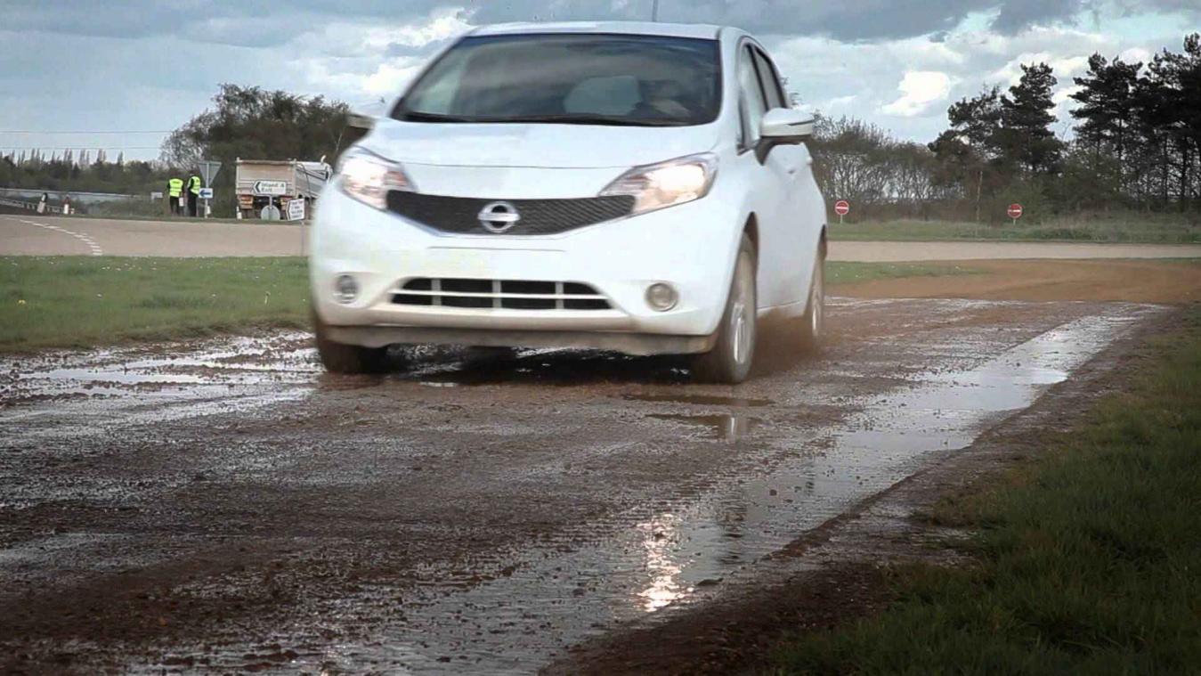 Moeten we nooit meer de wagen wassen dankzij nieuwe techniek van Nissan?