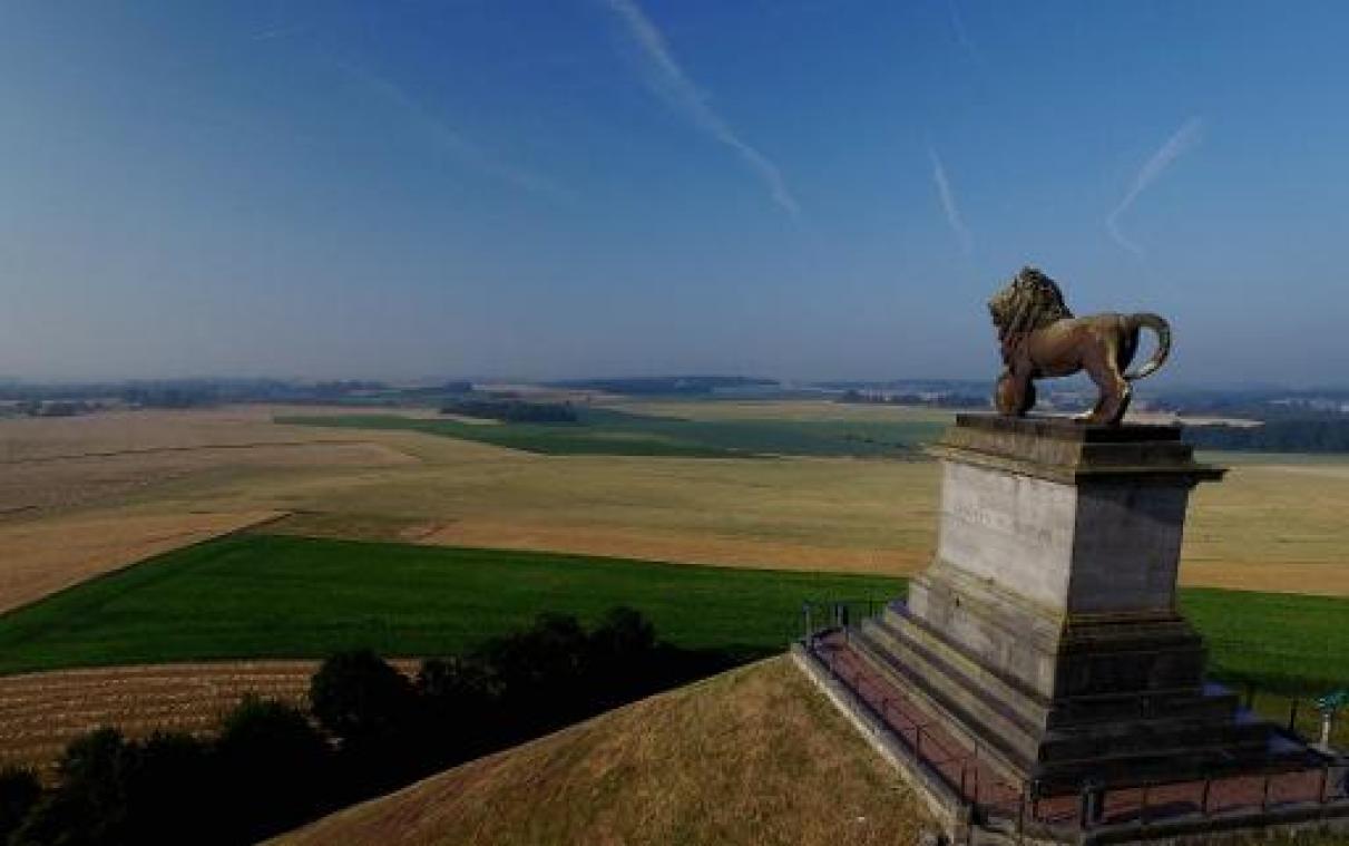 Menselijke beenderen gevonden bij opgravingen bij hoeve Mont-Saint-Jean